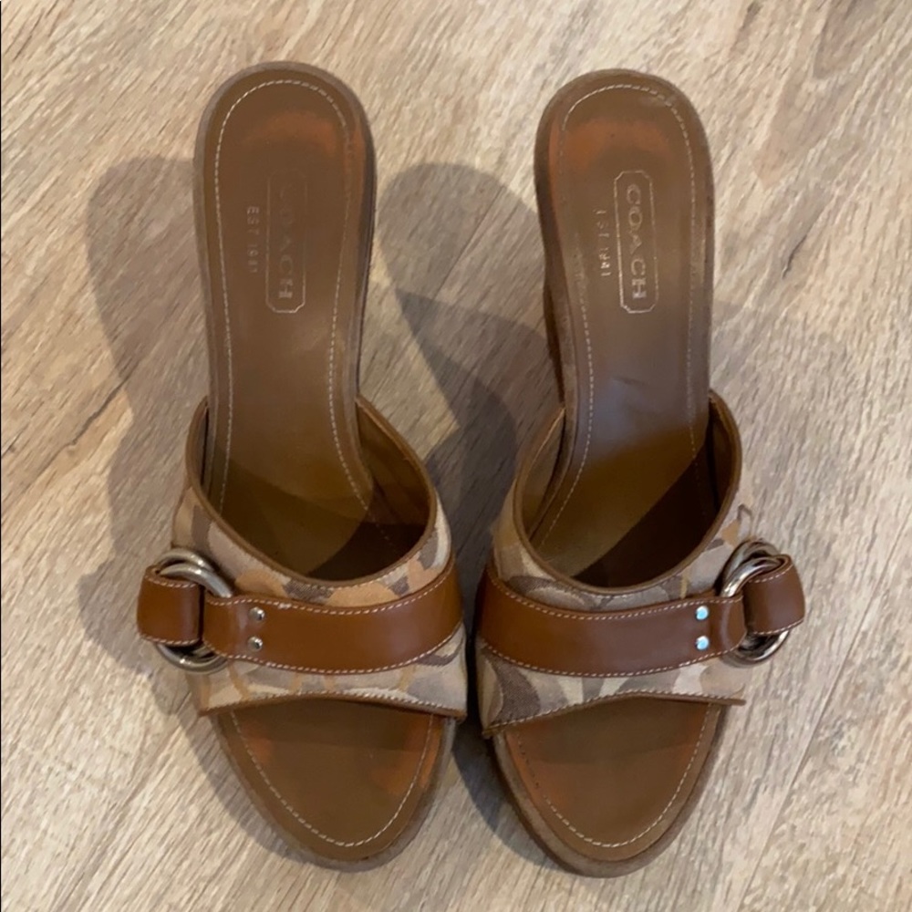 Coach Women’s Wedge sandal